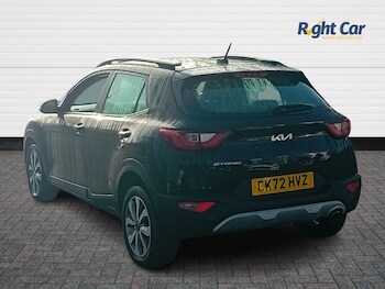 Used Kia Stonic 2022 for sale - 77360632: Photo