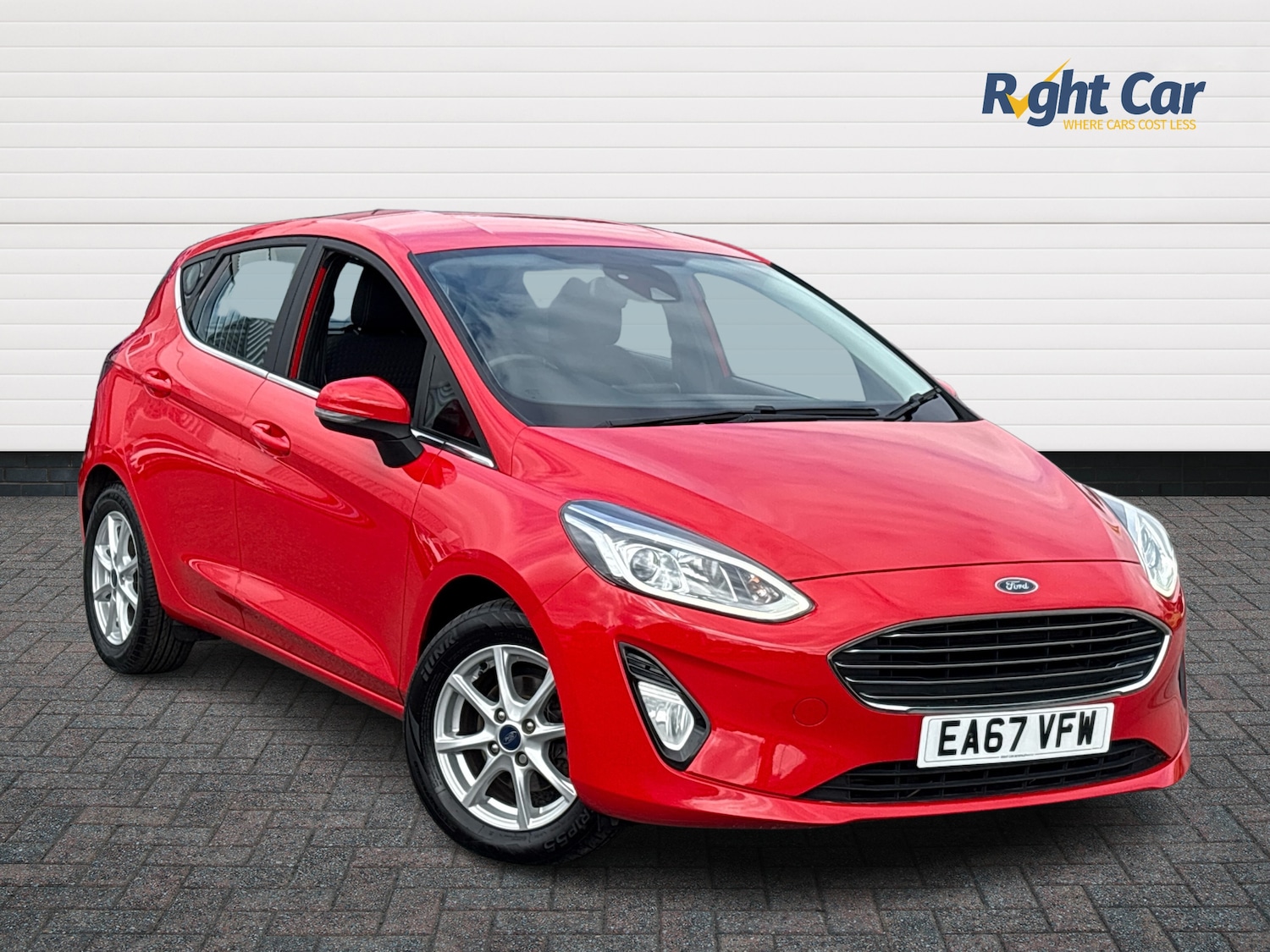 Used Ford Fiesta 2017 for sale - 76015351: Photo 1