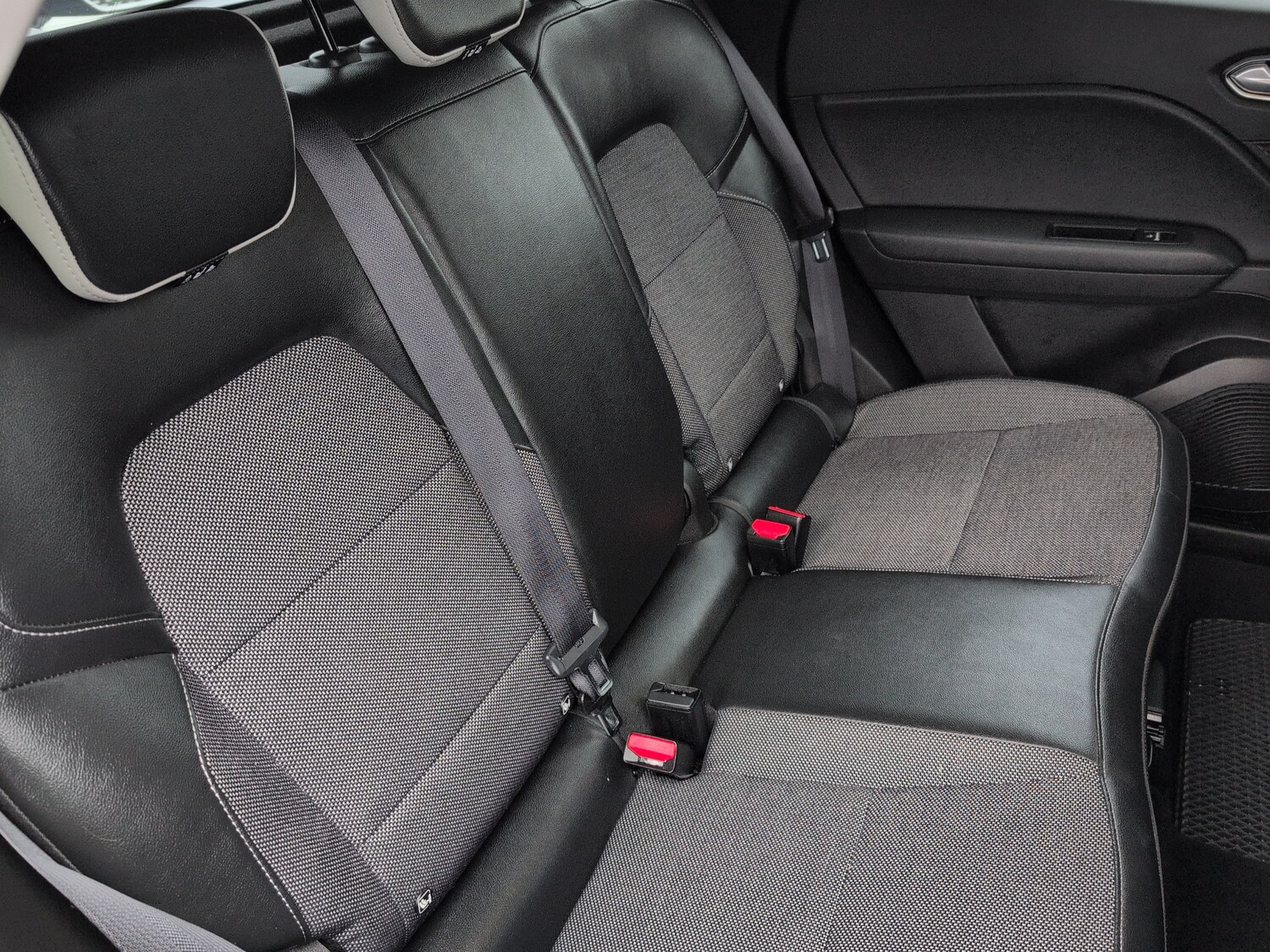 Used Renault Captur 2020 for sale - 77588630: Photo 10