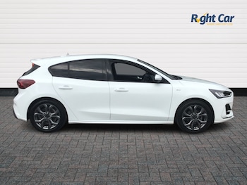 Used Ford Focus 2023 for sale - 75672309: Photo
