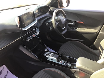 Used Peugeot 2008 2023 for sale - 75580174: Photo