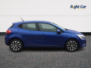 Used Renault Clio 2021 for sale - 78539922: Photo