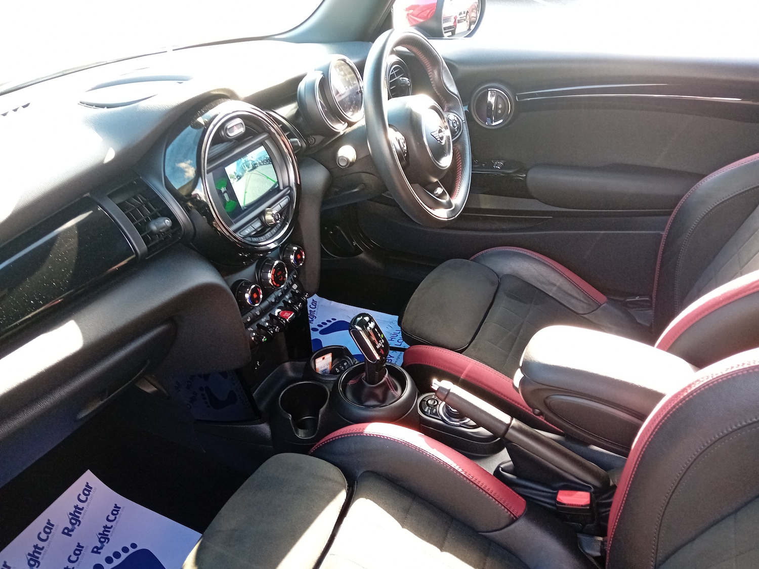 Used MINI Hatch 2019 for sale - 76062575: Photo 2