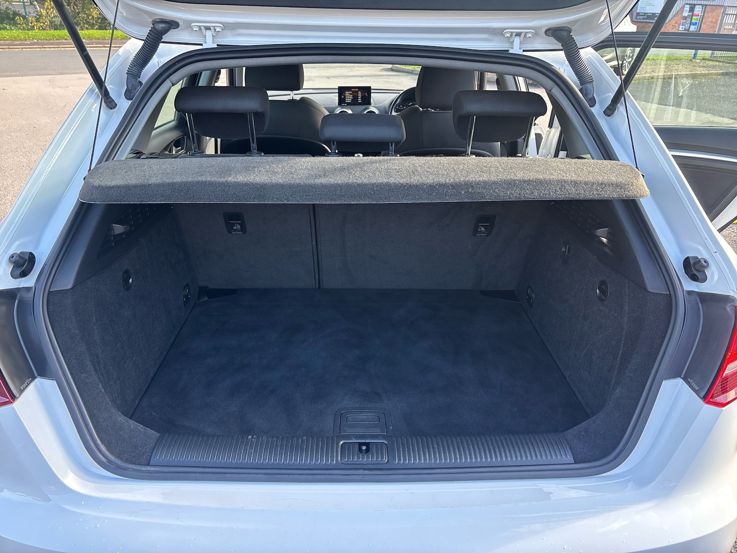 Used Audi A3 2017 for sale - 76378538: Photo 9