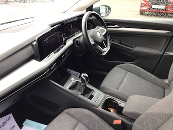 Used Volkswagen Golf 2021 for sale - 77576530: Photo