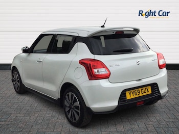 Used Suzuki Swift 2020 for sale - 75248569: Photo