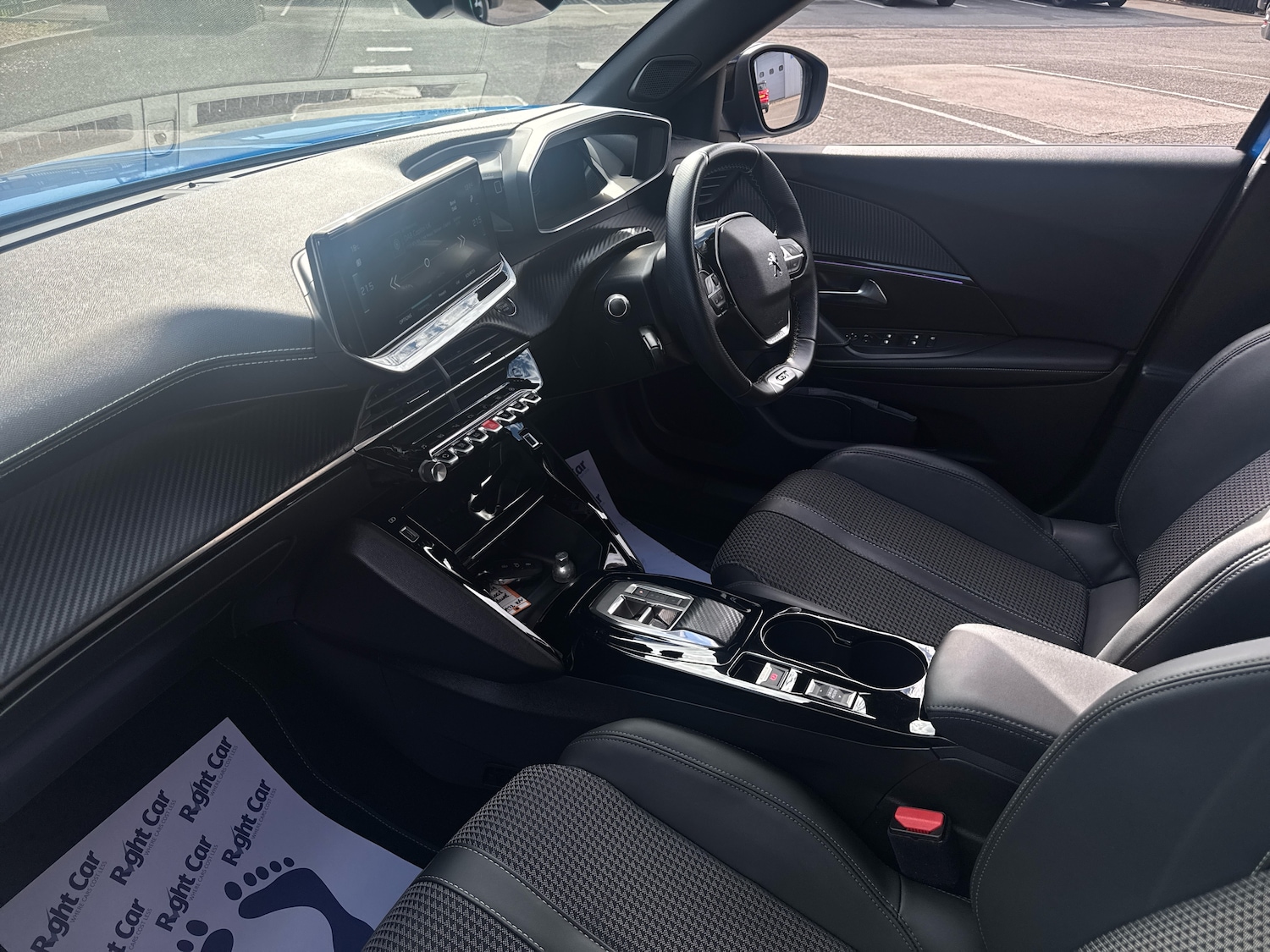 Used Peugeot 2008 2022 for sale - 76191225: Photo 2