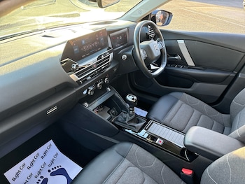 Used Citroen C4 2022 for sale - 76937591: Photo