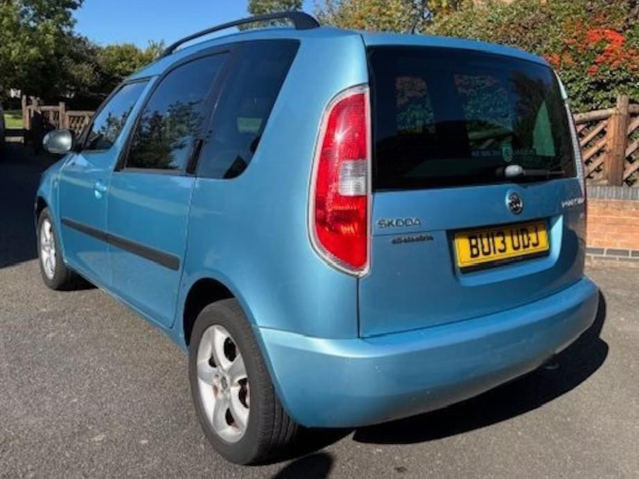 Used Skoda Roomster 2013 for sale - 76312682: Photo 2