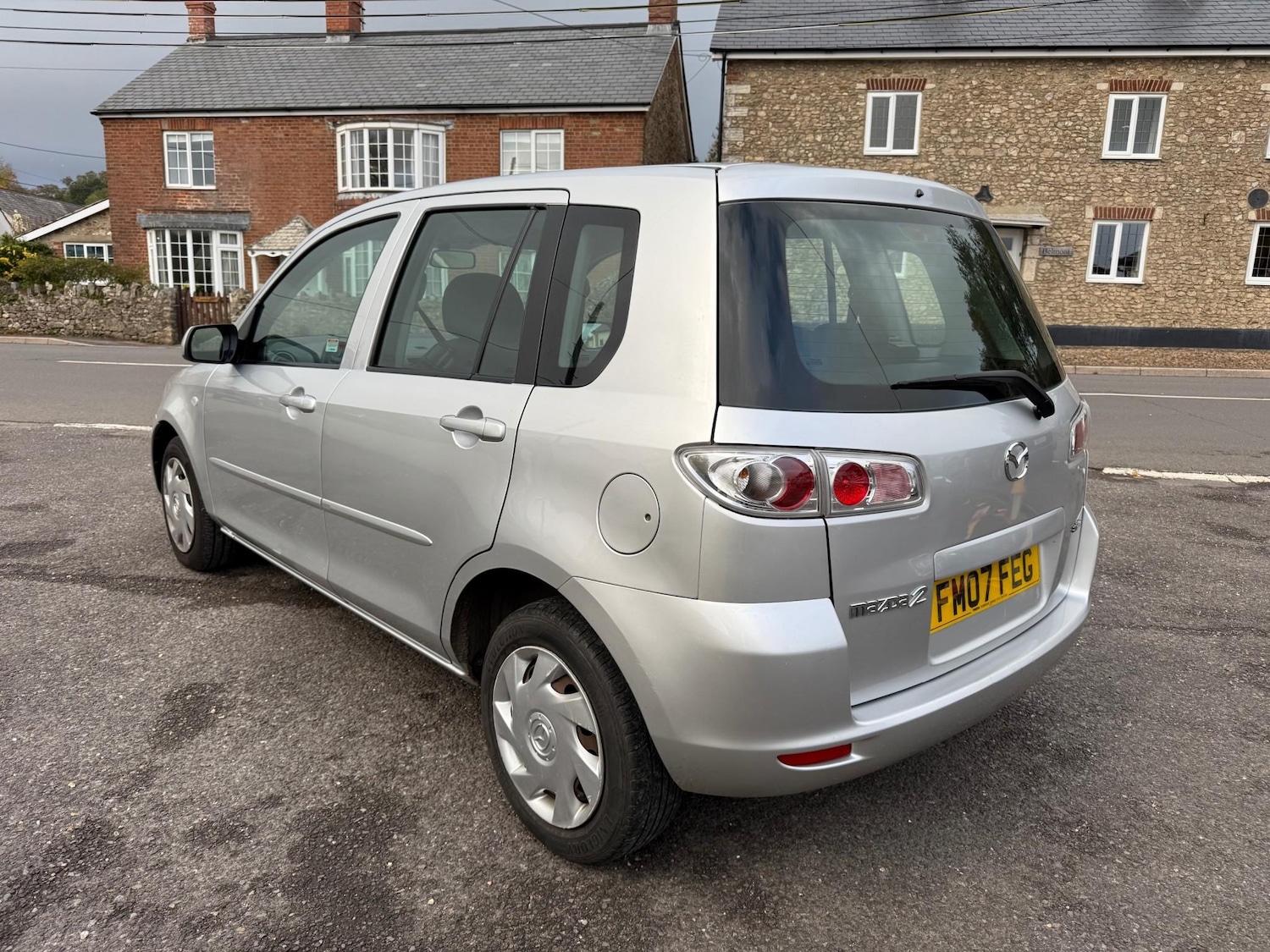 Used Mazda Mazda2 2007 for sale - 76429316: Photo 2