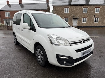 Used Citroen Berlingo 2017 for sale - 76061030: Photo