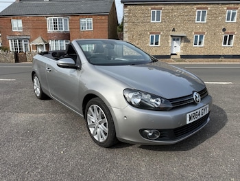 Volkswagen - Golf
