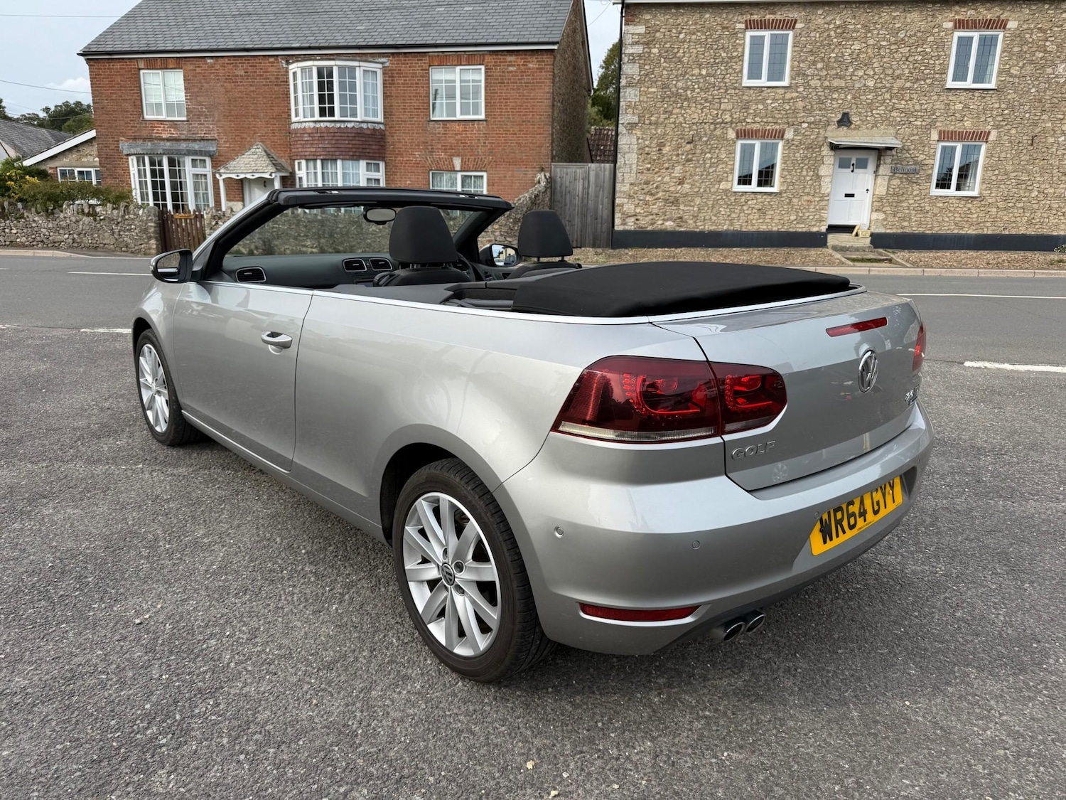 Used Volkswagen Golf 2014 for sale - 76352175: Photo 2