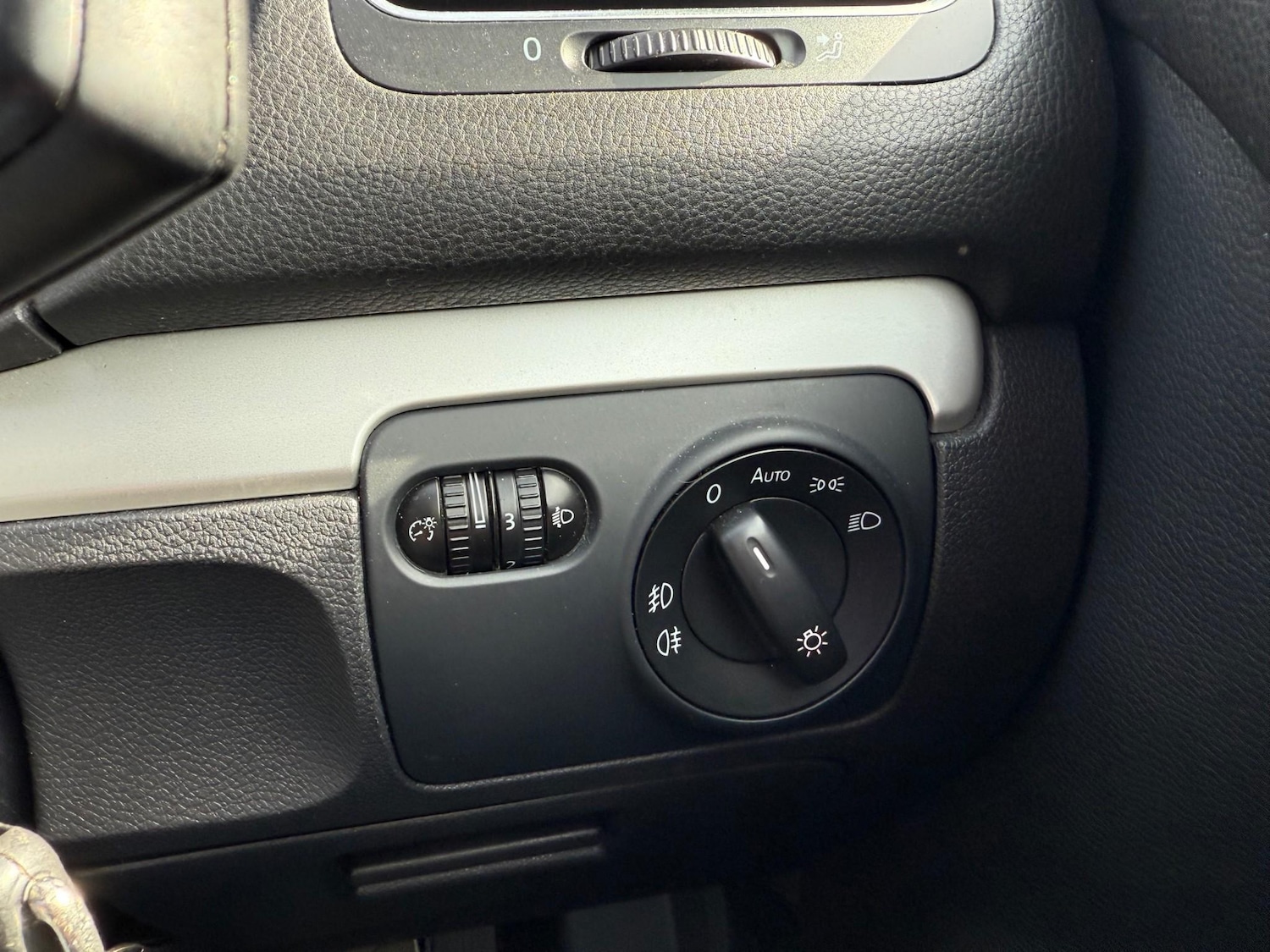 Used Volkswagen Golf 2014 for sale - 76352175: Photo 30