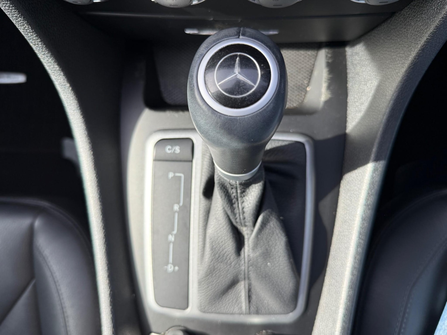 Used Mercedes-Benz SLK 2010 for sale - 76105164: Photo 23
