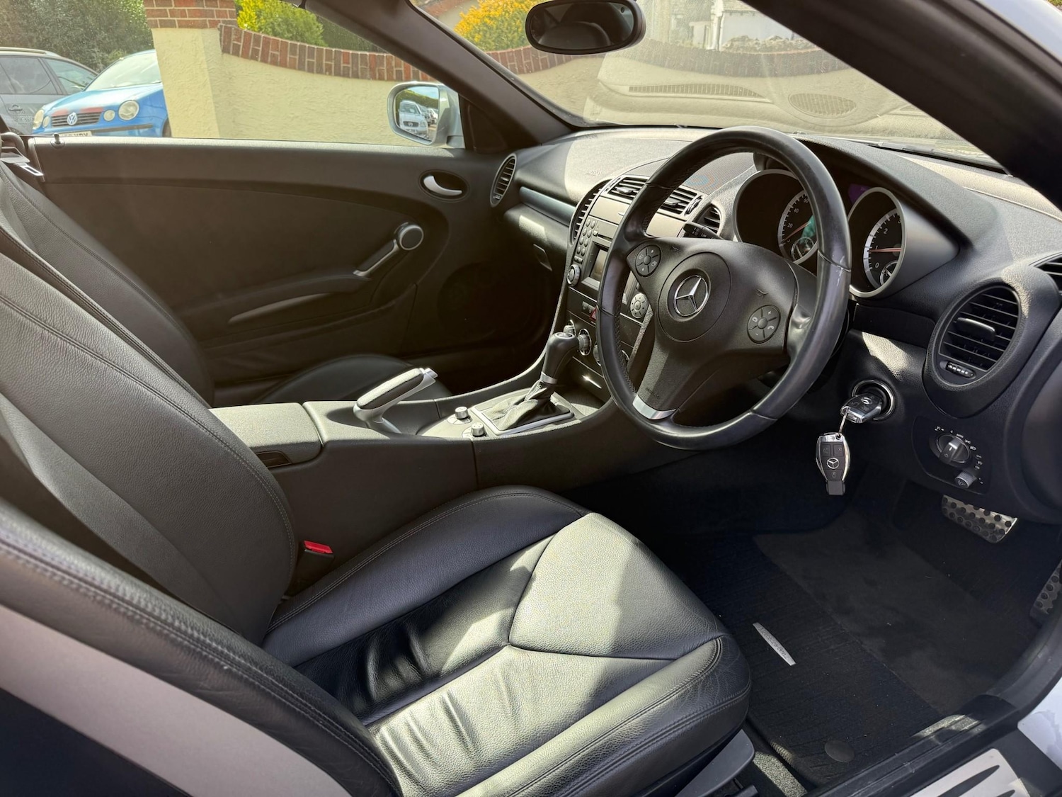 Used Mercedes-Benz SLK 2010 for sale - 76105164: Photo 6