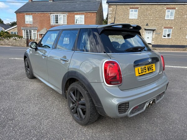 Used MINI Hatch 2019 for sale - 76172818: Photo 2