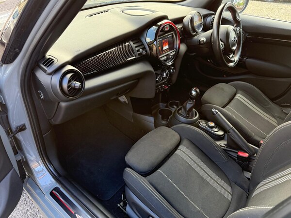 Used MINI Hatch 2019 for sale - 76172818: Photo 3