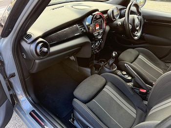 Used MINI Hatch 2019 for sale - 76172818: Photo 3
