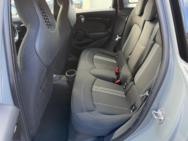 Used MINI Hatch 2019 for sale - 76172818: Photo 4