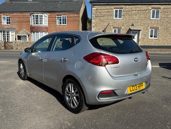 Used Kia Ceed 2013 for sale - 76061038: Photo