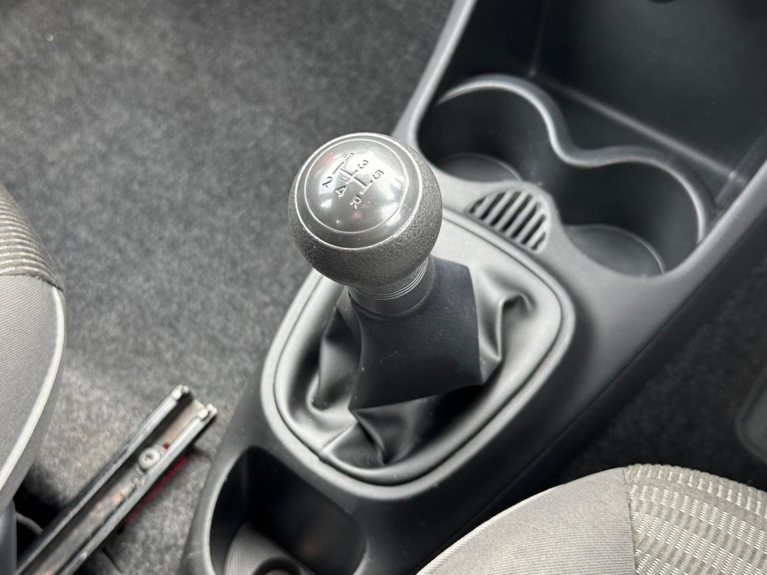 Used Peugeot 107 2013 for sale - 77789337: Photo 11