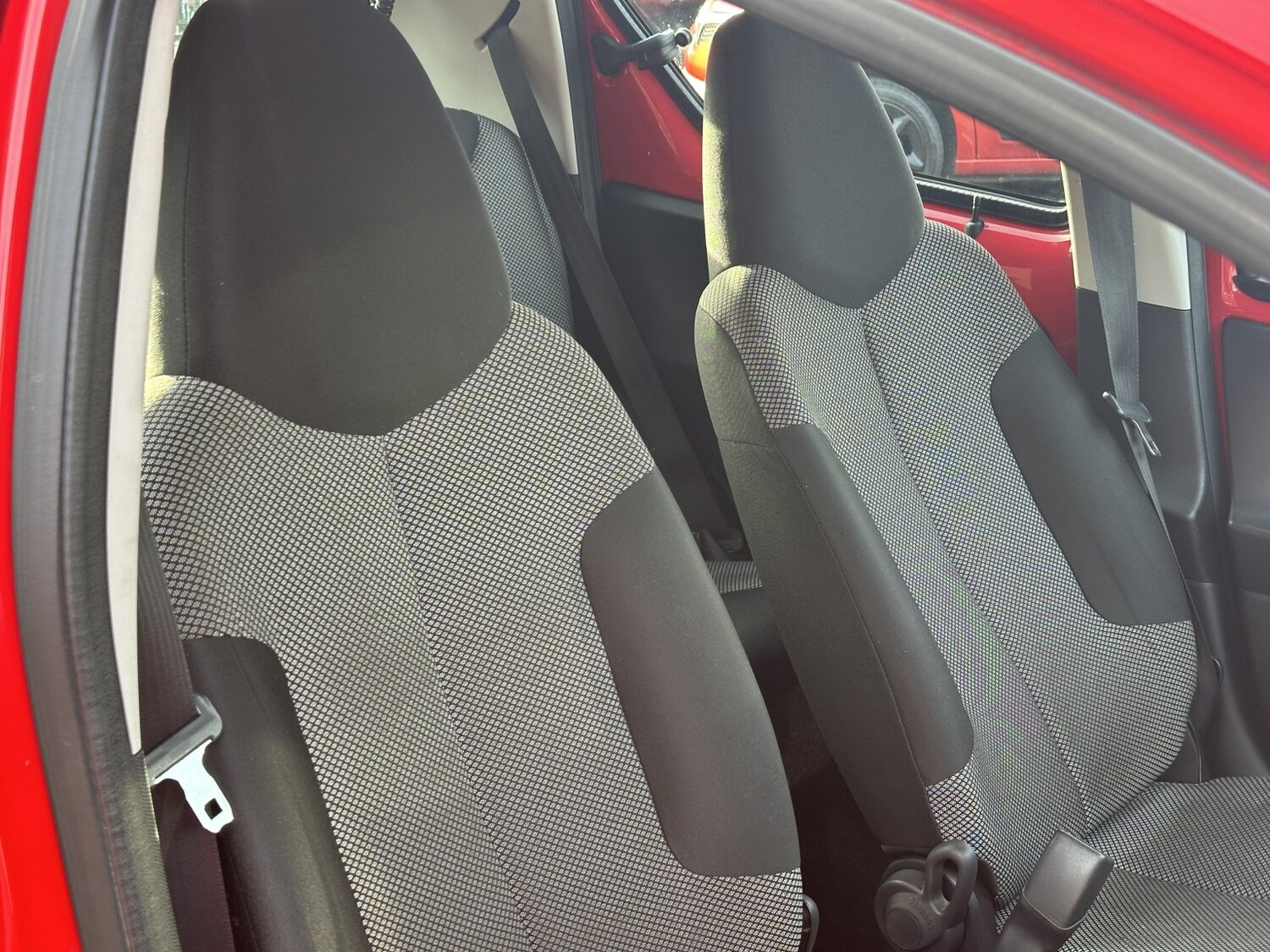 Used Toyota AYGO 2014 for sale - 78112176: Photo 8