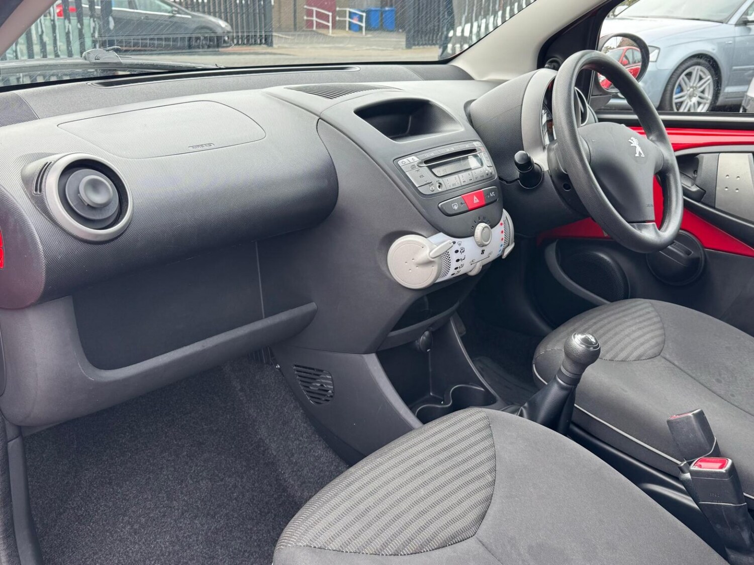 Used Peugeot 107 2013 for sale - 78112034: Photo 13