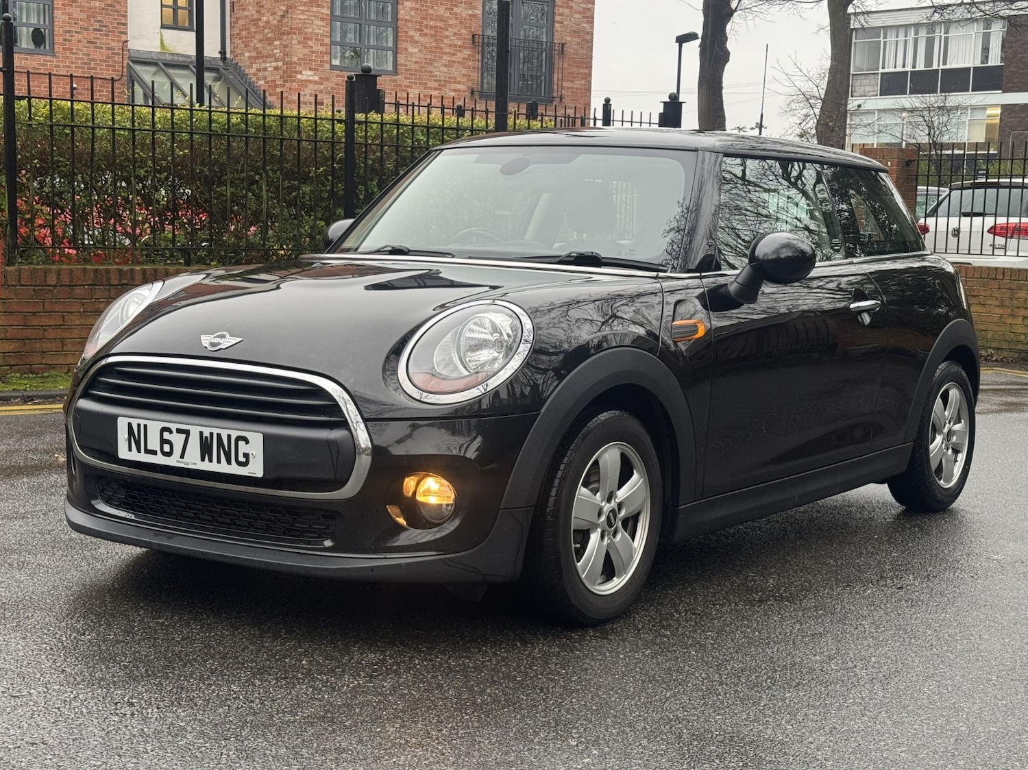 Used MINI Hatch 2017 for sale - 77781672: Photo 2