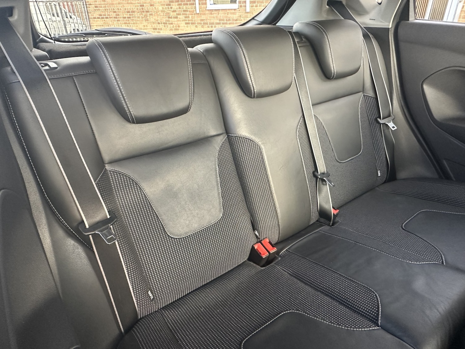 Used Ford Fiesta 2014 for sale - 78168799: Photo 10