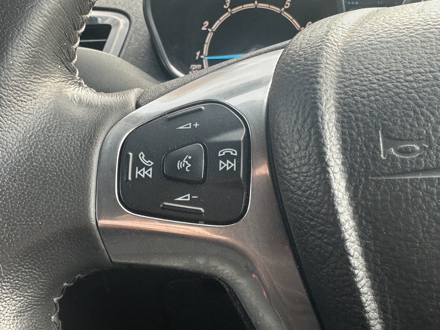 Used Ford Fiesta 2014 for sale - 78168799: Photo 24