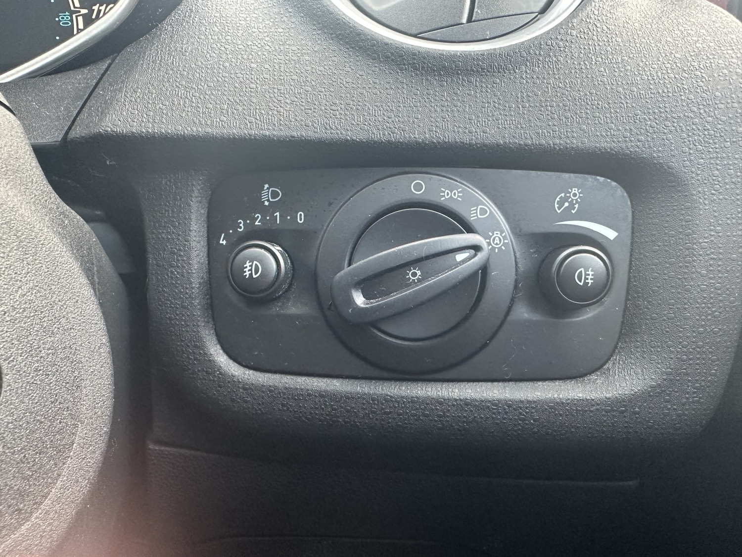 Used Ford Fiesta 2014 for sale - 78168799: Photo 26