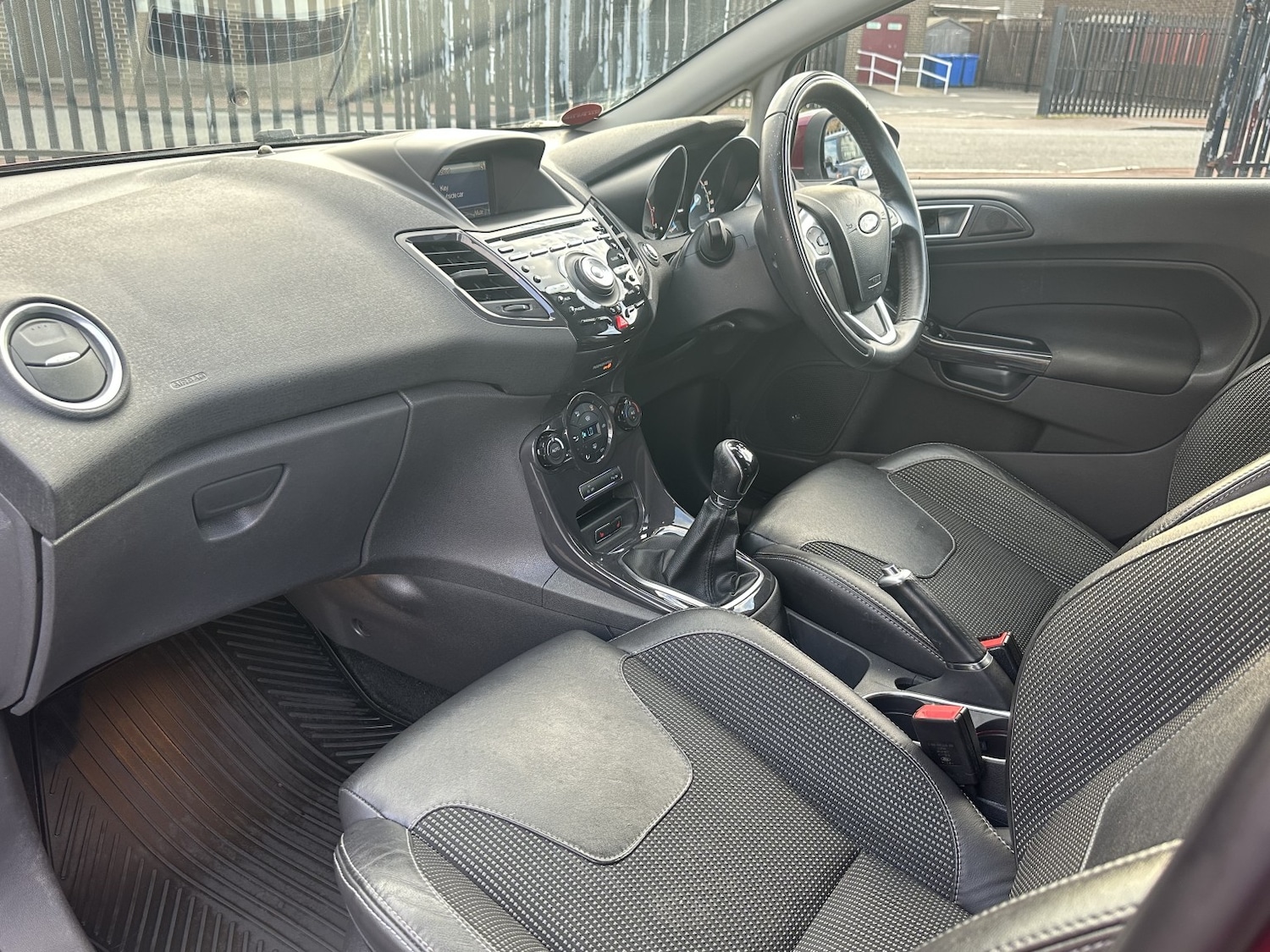 Used Ford Fiesta 2014 for sale - 78168799: Photo 7