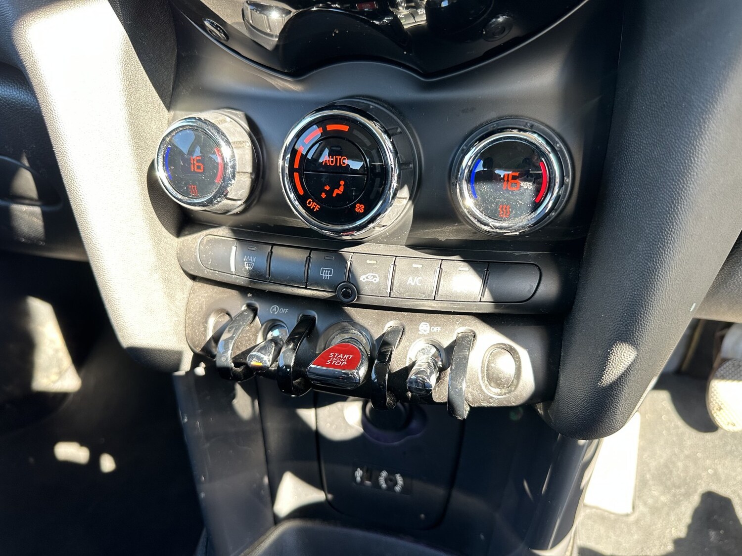 Used MINI Hatch 2017 for sale - 78112087: Photo 15