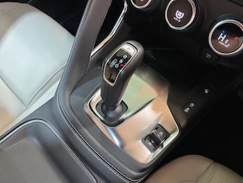 Used Jaguar E-Pace 2020 for sale - 79608005: Photo