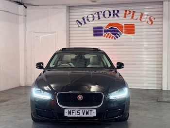 Used Jaguar XE 2015 for sale - 75432990: Photo