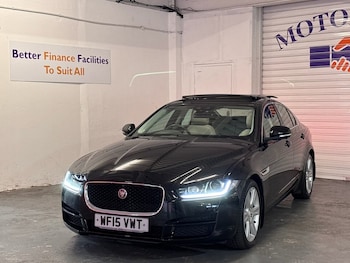 Used Jaguar XE 2015 for sale - 75432990: Photo