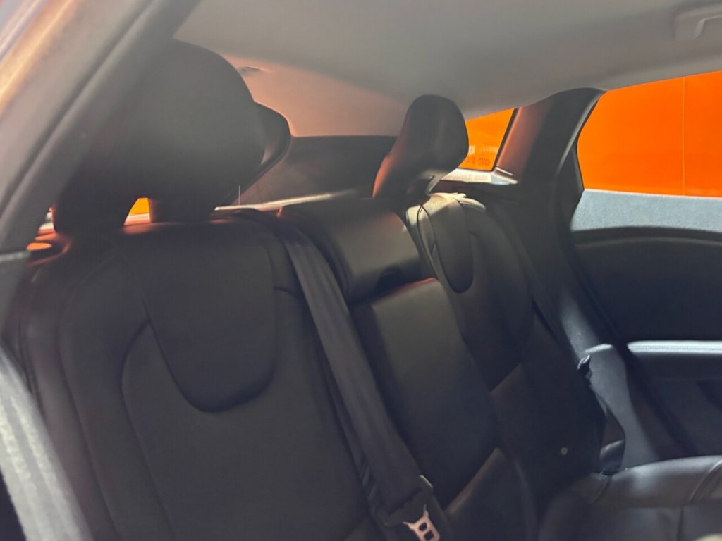 Used Volvo V40 2014 for sale - 77734079: Photo 18