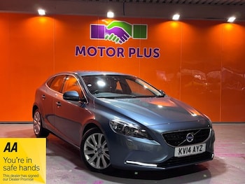 Used Volvo V40 2014 for sale - 77734079: Photo