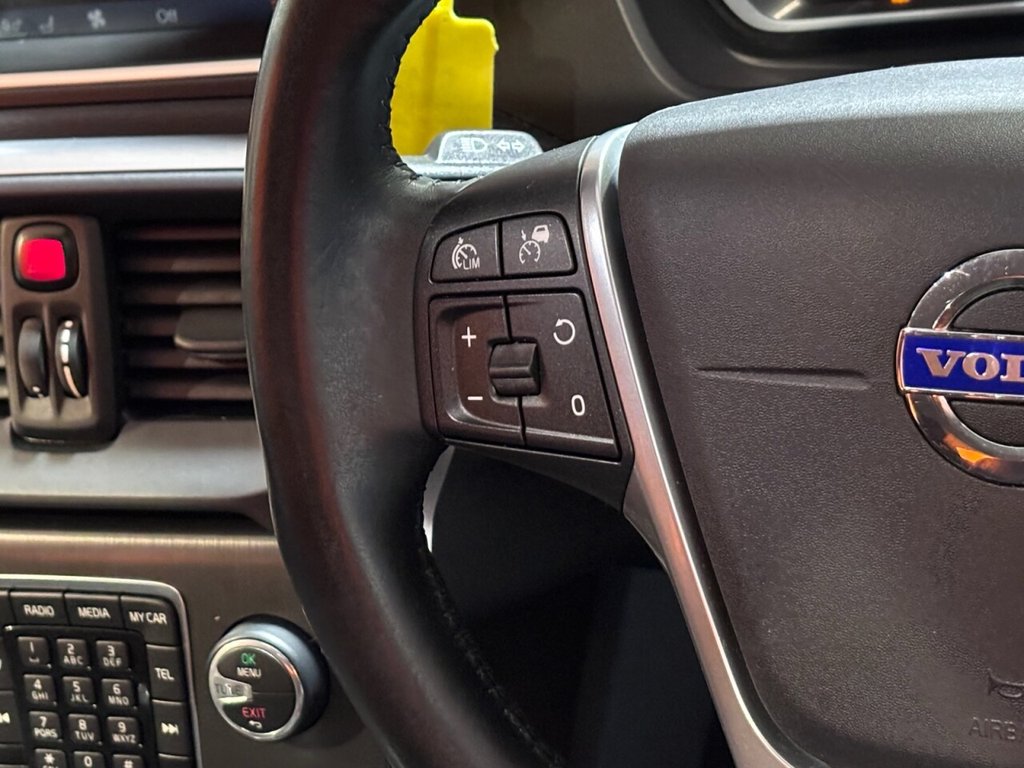 Used Volvo V40 2014 for sale - 77734079: Photo 24