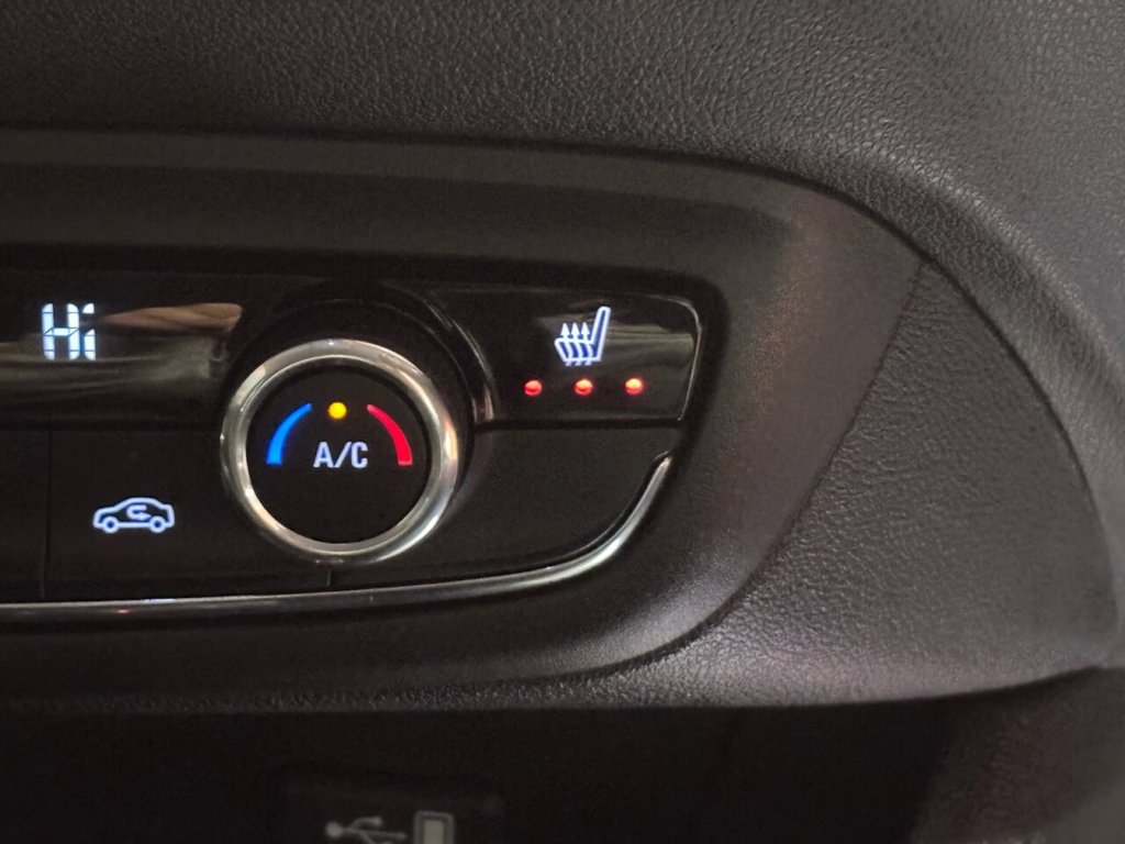 Used Vauxhall Crossland 2022 for sale - 76105986: Photo 25