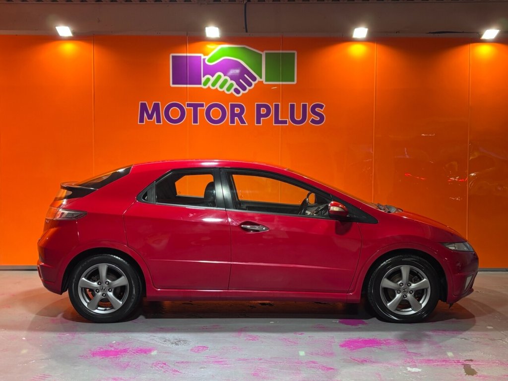 Used Honda Civic 2010 for sale - 76345980: Photo 11