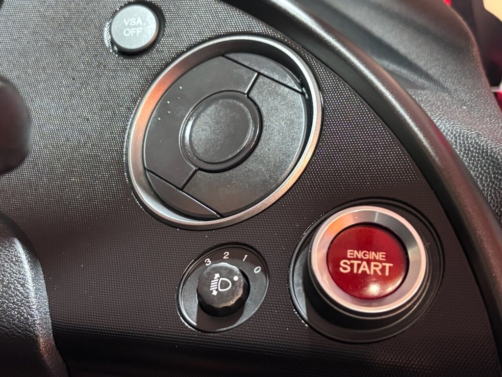 Used Honda Civic 2010 for sale - 76345980: Photo 29