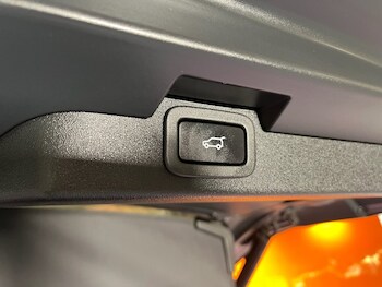Used Land Rover Discovery 2020 for sale - 78134211: Photo