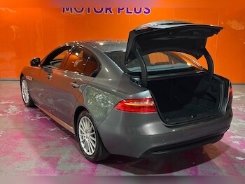 Used Jaguar XE 2016 for sale - 78538318: Photo