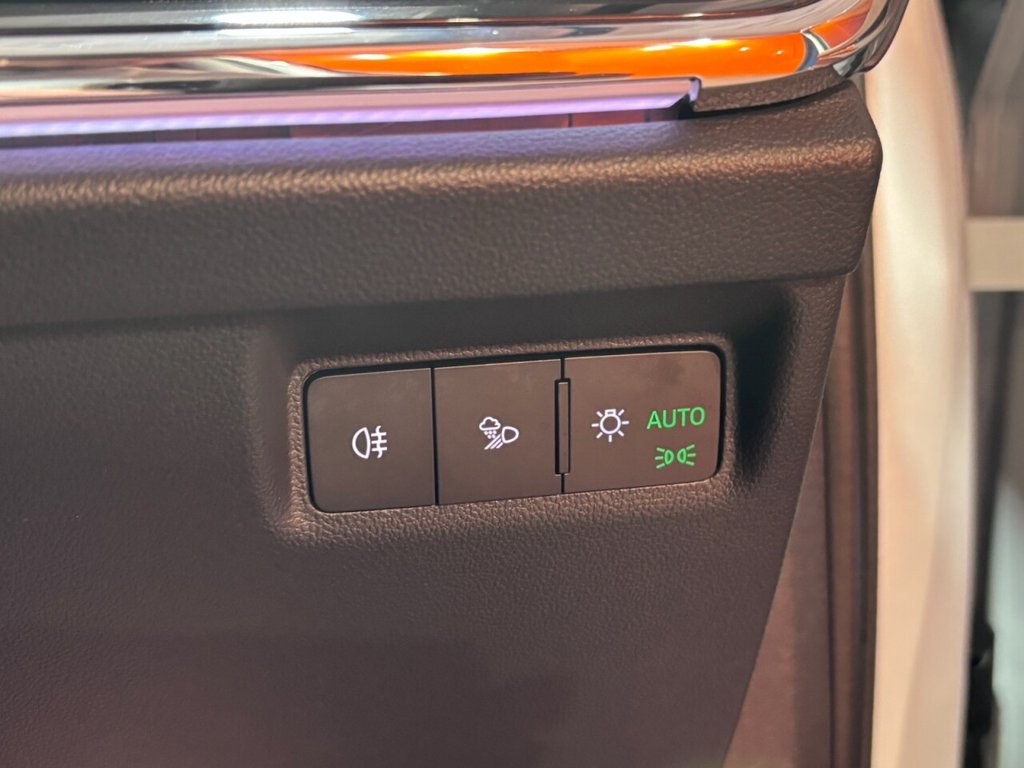 Used Skoda Enyaq 2025 for sale - 76280063: Photo 42