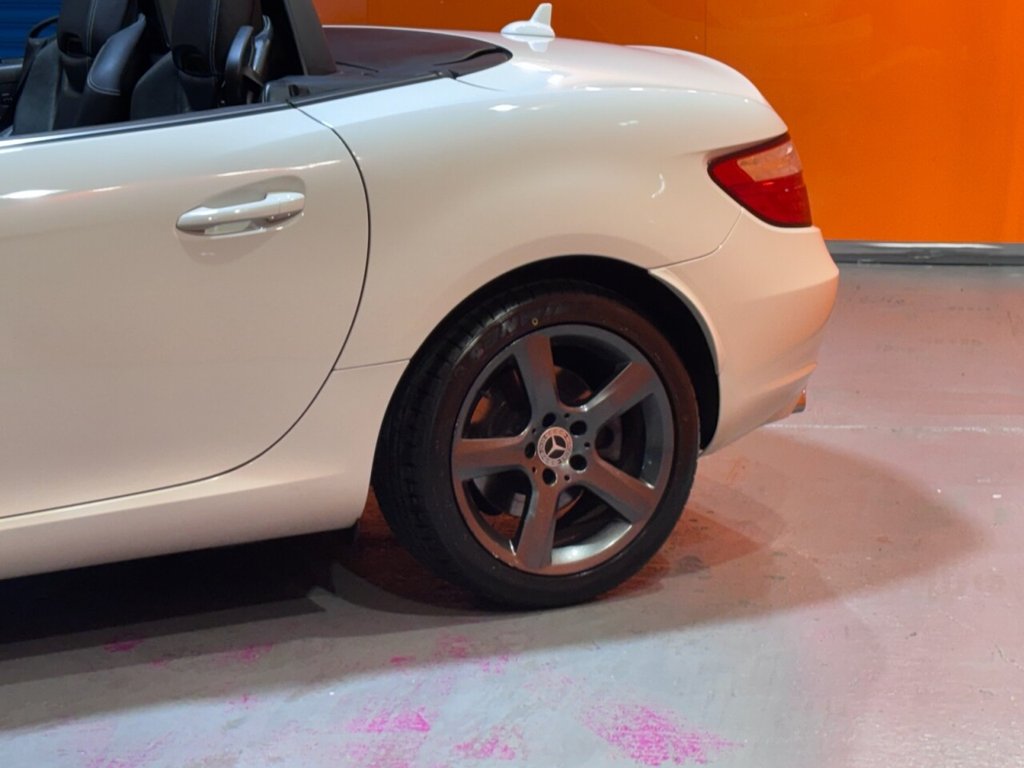 Used Mercedes-Benz SLK 2012 for sale - 76535527: Photo 13