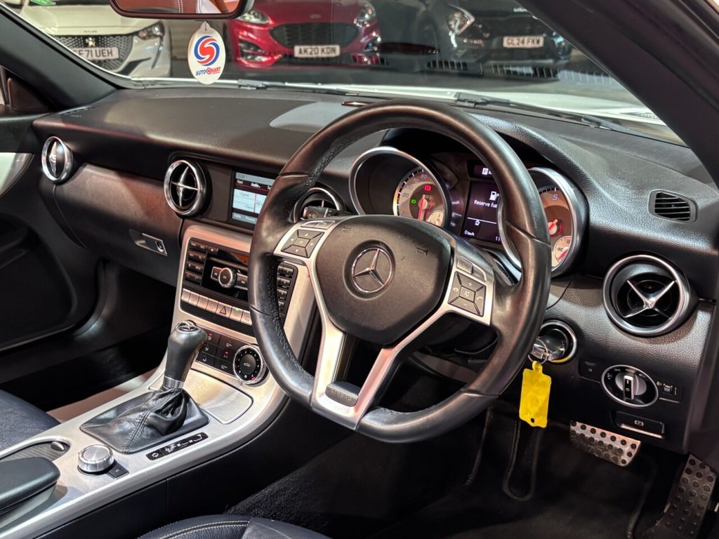 Used Mercedes-Benz SLK 2012 for sale - 76535527: Photo 14