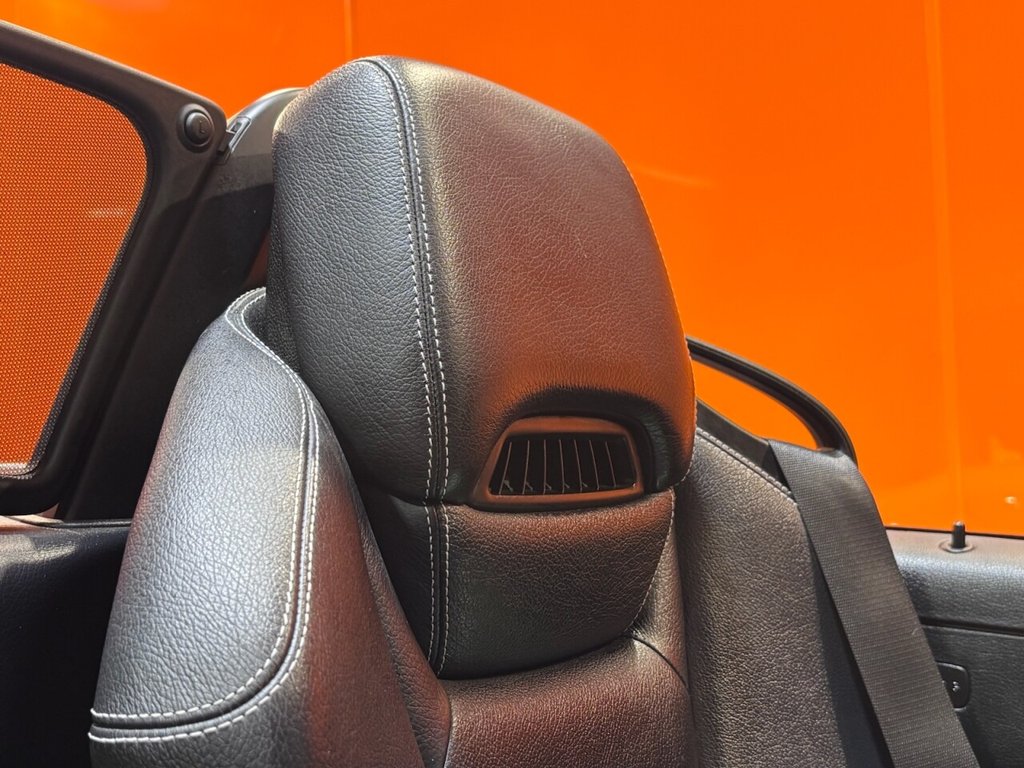 Used Mercedes-Benz SLK 2012 for sale - 76535527: Photo 18