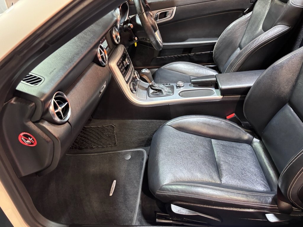 Used Mercedes-Benz SLK 2012 for sale - 76535527: Photo 22